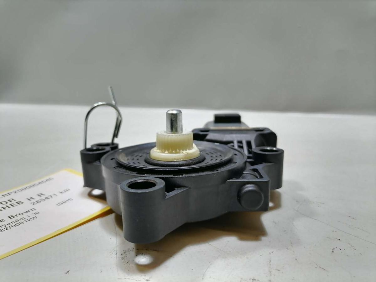 Hyundai I30 GD original Fensterhebermotor hinten rechts Bj.2013